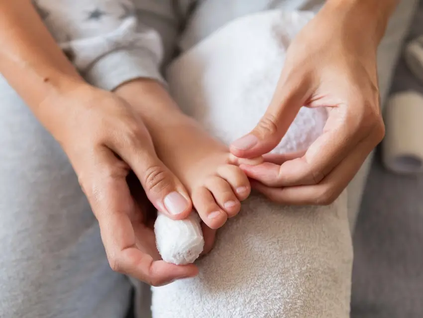 San Francisco Cartiva Implant Lawsuit Person experiencing big toe pain after a Cartiva implant in San Francisco